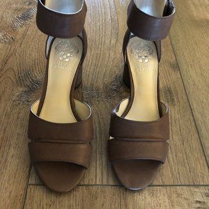 VINCE CAMUTO Open Toe Sandal, Size 5 1/2